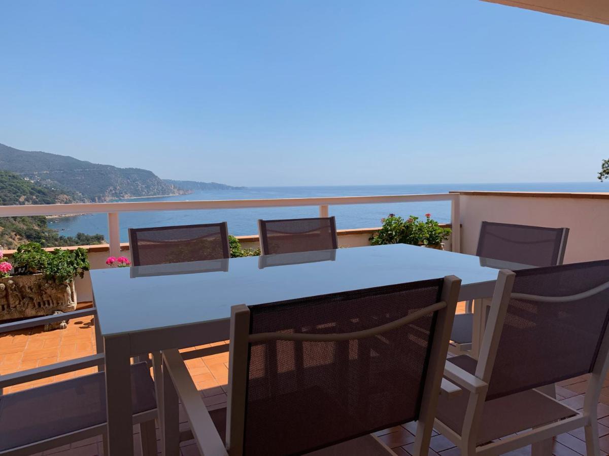 ⭑ Terrace + Sea Views + Private Beach. What Else? ⭑ Tossa de Mar Buitenkant foto